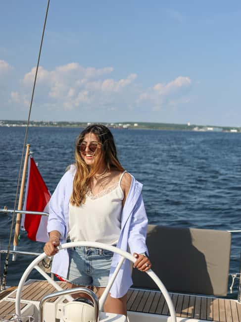Halifax: Sunset Wine and Cheese Sailboat Cruise - Sailing Down the Northwest Arm