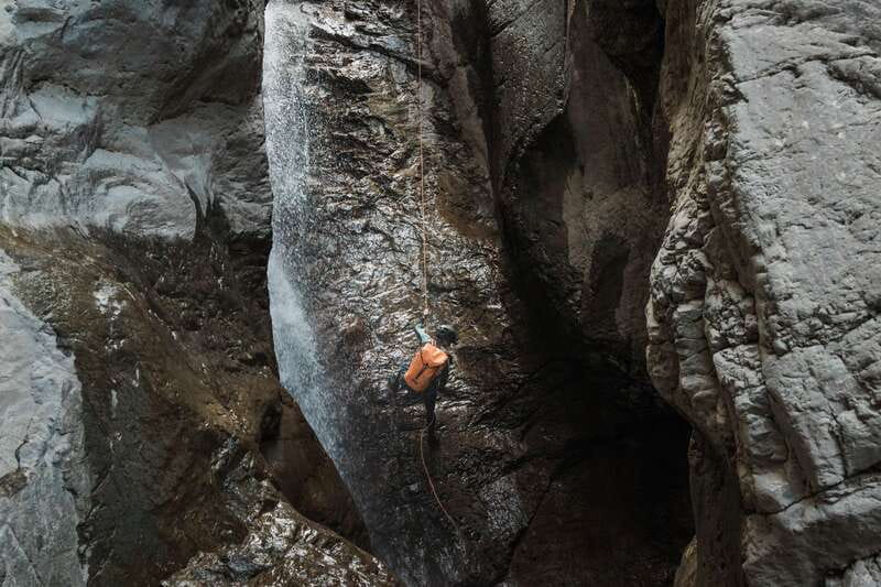 Heart Creek Canyoning tour - Beginner friendly - Near Banff - Slides, scenery, and the walk out