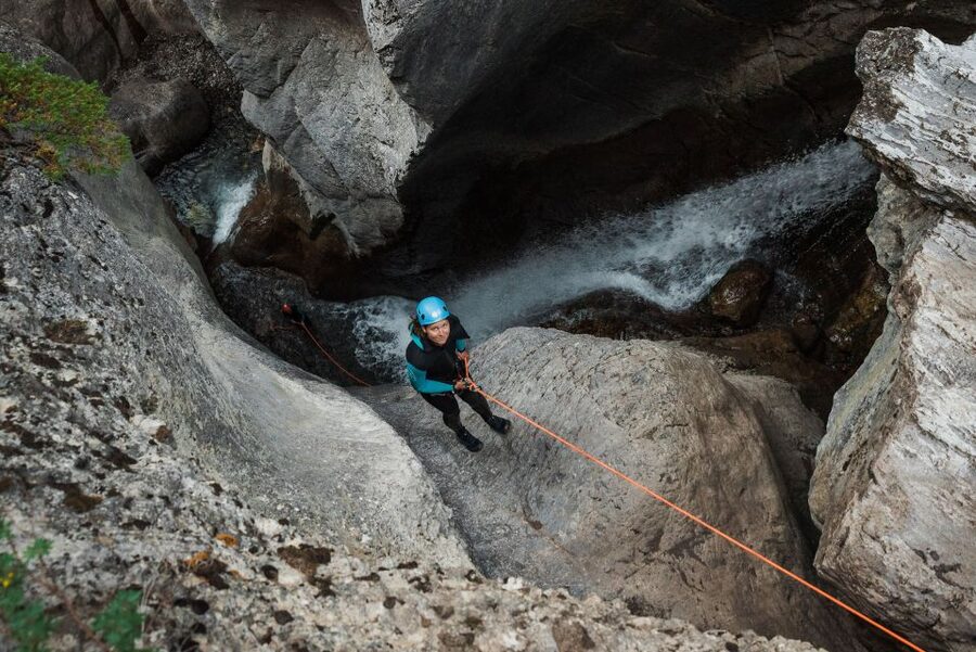 Heart Creek Canyoning tour - Beginner friendly - Near Banff - What the 142 dollar price includes
