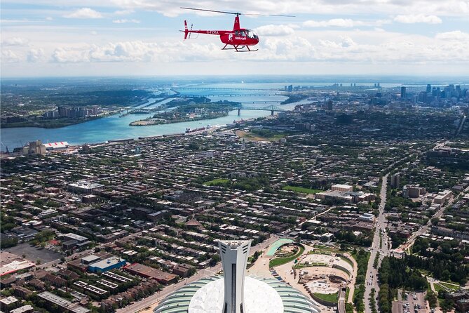 Helicopter Tour Over Montreal - Leaving Helicraft in Saint-Hubert