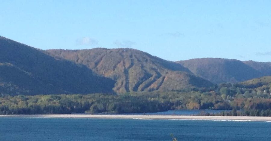 Highlands National Park: Cabot Trail Tour - Sydney to Kelly’s Mountain: the tour starts on the road