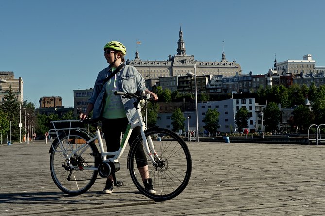 Historical Lower Town & Neighborhoods Bike Tour - Cartier-Brébeuf and the St. Charles River trail