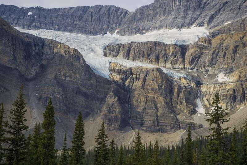 Icefield: Icefield Parkway, Bow Lakes & Peyto Lakes Day Tour - Who should book this Rocky Mountain day tour?
