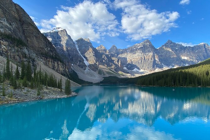 Icefields Pkwy: Lake Louise | Bow | Peyto|Glacier - PRIVATE TOUR - Lake Louise begins the mountain day