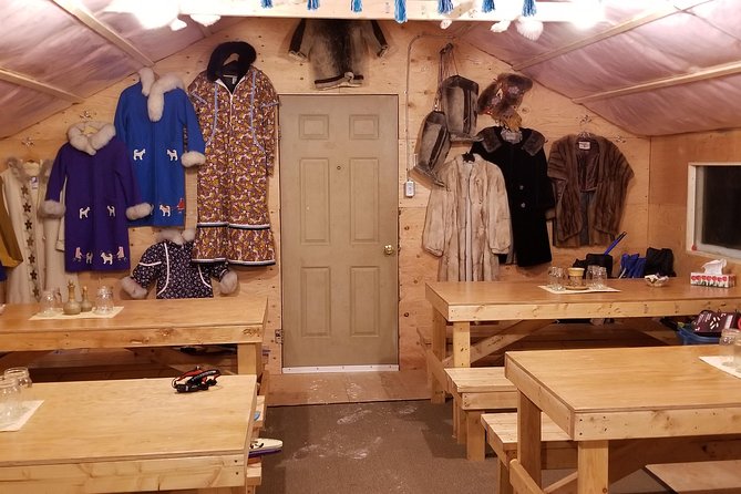 Intimate Aurora Tours Cozy Cabin Bucket List - Tracy’s stories and the human side of the evening