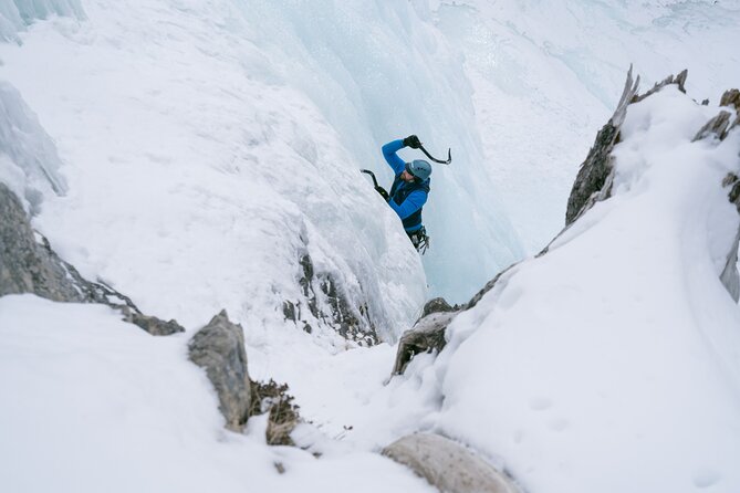 Jasper Ice Climbing Experience - Choosing the climbing site: Maligne Canyon, Tangle Creek Falls, or Edge of the World