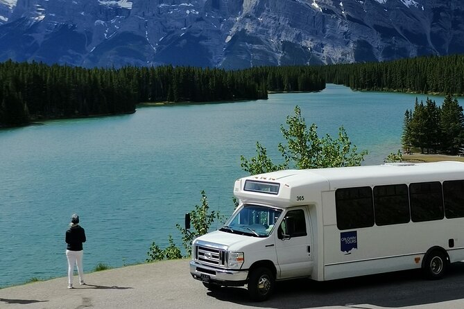 Jasper National Park 2-Day Tour: Maligne Lake & Columbia Icefield - Why this two-day route works
