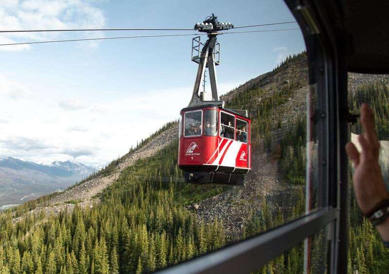 Jasper SkyTram Roundtrip Flight Ticket - Hiking the 1.4-kilometer Whistlers Summit Trail