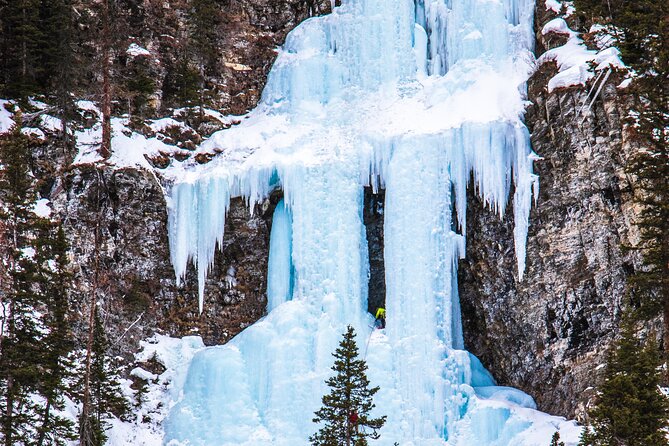 Johnston Canyon Frozen Waterfalls - Small Group Tour - The Bow Valley Parkway adds useful scenery
