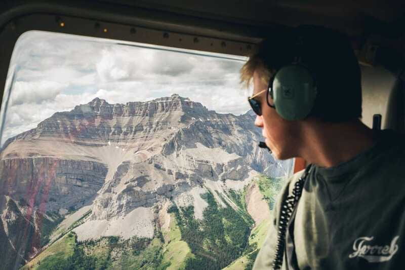 Kananaskis: 30-Minute Heli Tour of Minnewanka Lake and Banff - Returning through Kananaskis and Banff country
