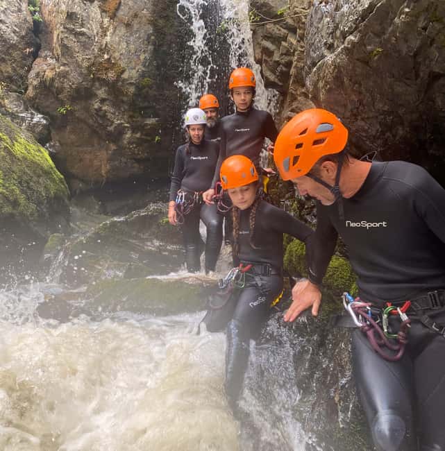 Kelowna: Adrenaline Canyoning Tour - Choosing between the regular and high-rope routes