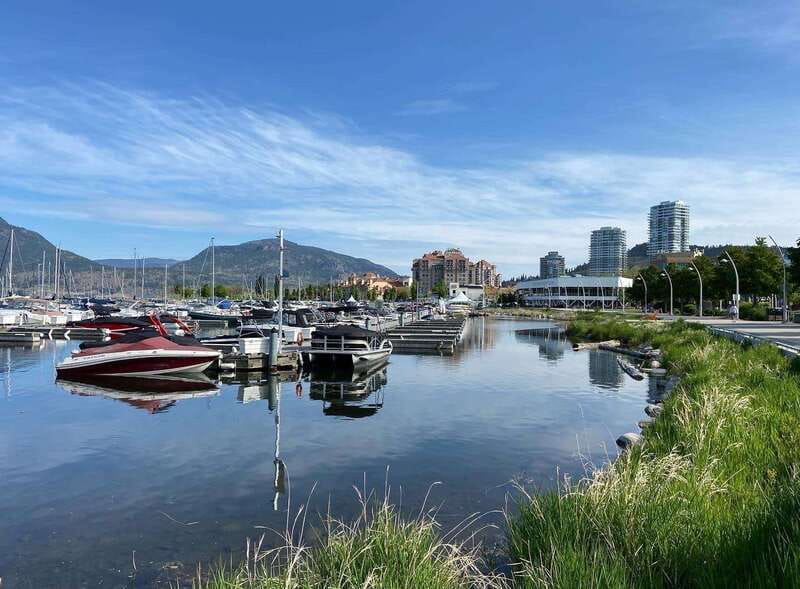 Kelowna: E-Bike Rental with In-App Navigation Guide - How to plan the 2, 4, or 8-hour rental