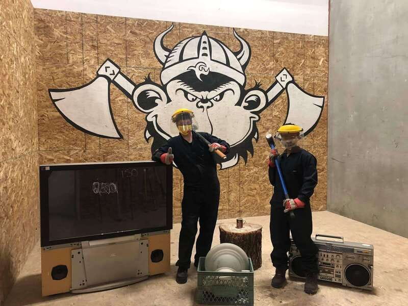 Kelowna: E-Bike Ride and Axe Throwing Adventure - Why the e-bike and axe combination works