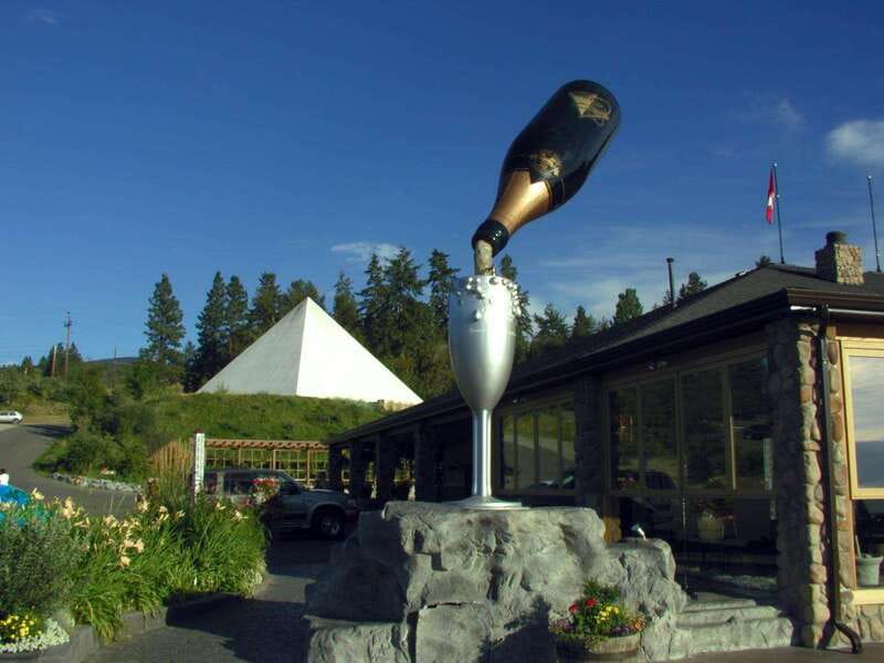 Kelowna: East Kelowna Full Day Guided Wine Tour - Sperling Vineyards offers a quieter second half