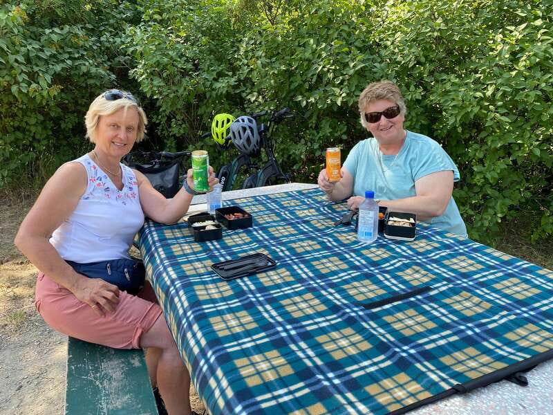 Kelowna: Okanagan Lake Guided E-Bike Tour with Picnic - Alessandro’s Route Through Knox Mountain
