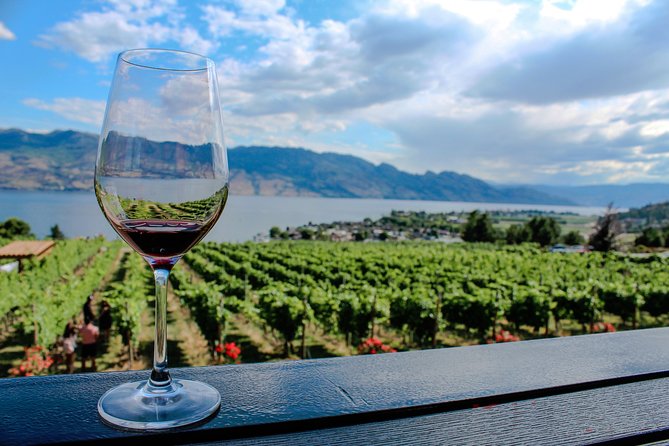 Kelowna or West Kelowna Afternoon Sightseeing Wine Tour - What makes the West Kelowna route appealing