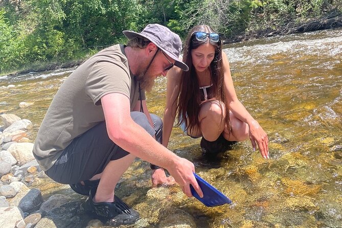 Kelowna Scenic Canyon Gold Panning Experience - Scenic Canyon’s Cliffs and Old Rock
