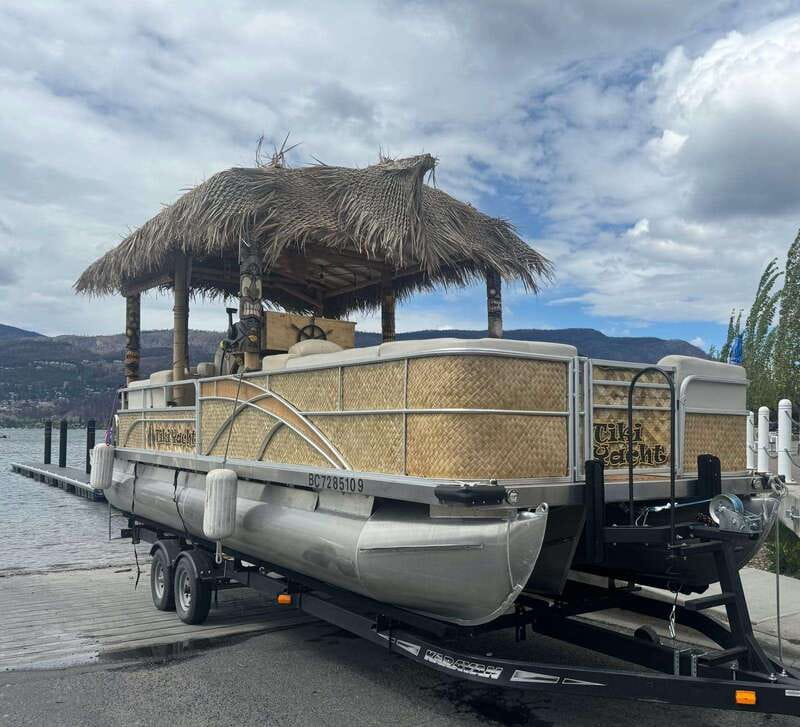 Kelowna: Tiki Party Yacht Rental - The BBQ needs a clear conversation before arrival