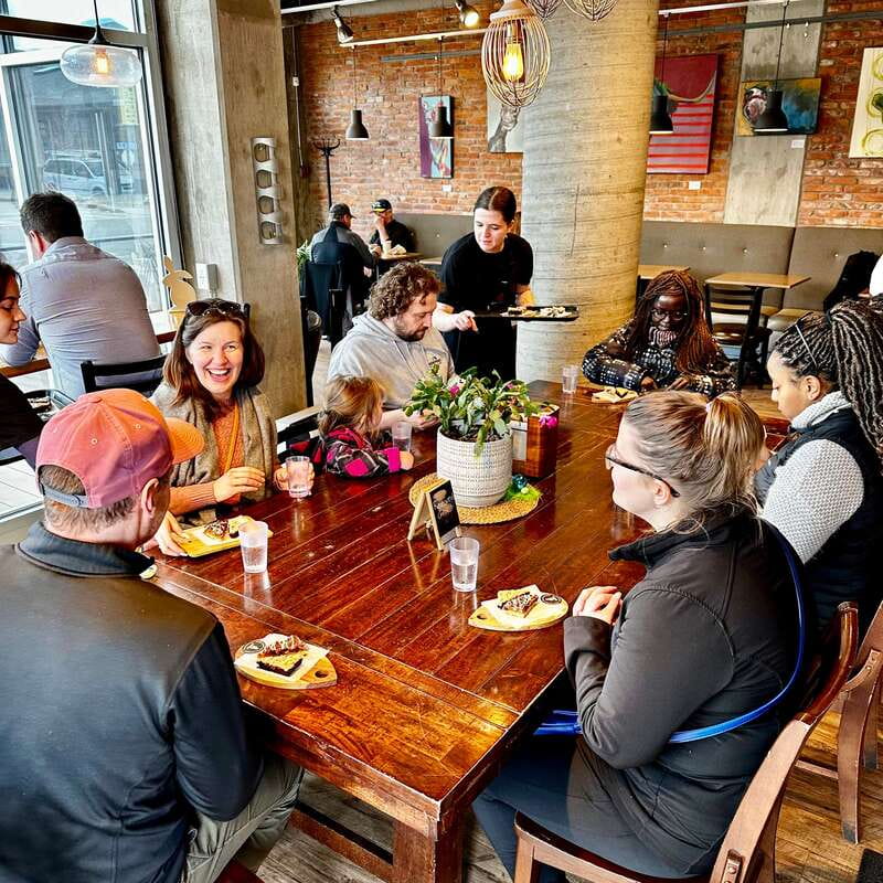 Kelowna: Walking Food Tour with 7 Tastings and 4 Drinks - A gentle introduction through Kelowna’s Cultural District