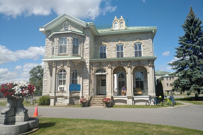 Kingston Bike Tours - Cycling beside the waterfront