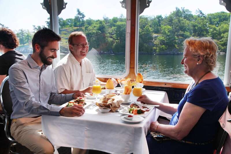Kingston: Brunch Cruise of Thousand Islands - Seeing Kingston from the St. Lawrence River