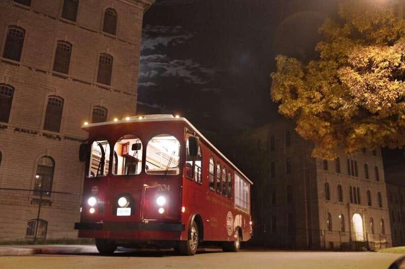 Kingston: Ghosts and Mysteries Trolley Tour - The voucher exchange and trolley departure