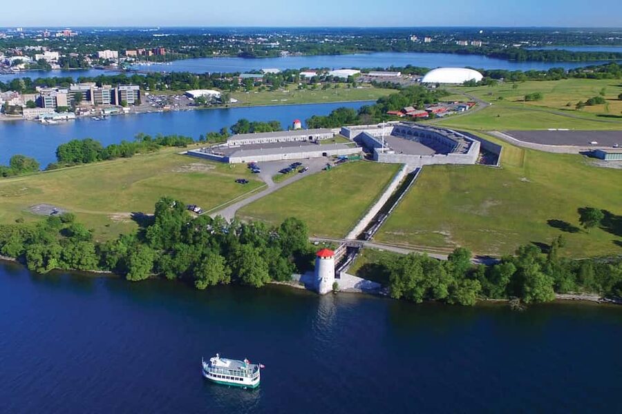 Kingston: Waterfront Shipwreck Cruise with Guide - Key points to know before boarding