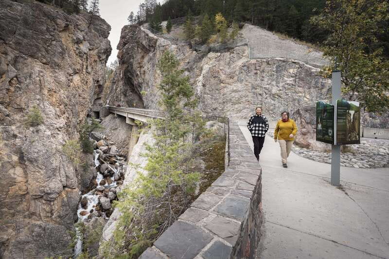 Kootenay: From Icy Mountain Rivers to Steamy Hot Springs - The long ride from Calgary