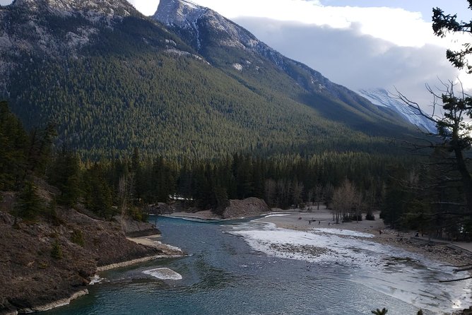 Lake Louise and Banff Day Trip - Key points before you reserve