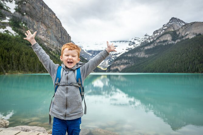 Lake Louise & Lake Moraine Tour - Morant’s Curve adds a brief railway stop