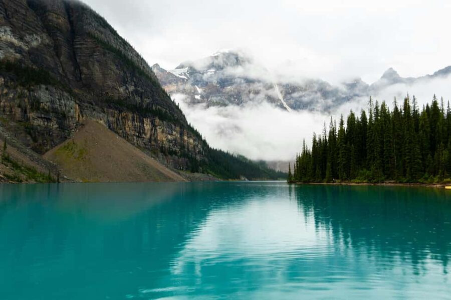 Lake Louise, Moraine Lake, tour from Canmore/Banff - Two famous lakes without the parking headache