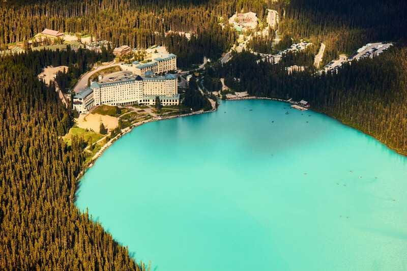 Lake Louise, Moraine Lake, tour from Canmore/Banff - Moraine Lake and the Valley of the Ten Peaks