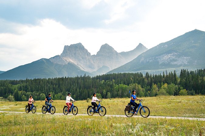 Legacy Trail Food Bike Tour - Bow Falls, the day’s main photo stop