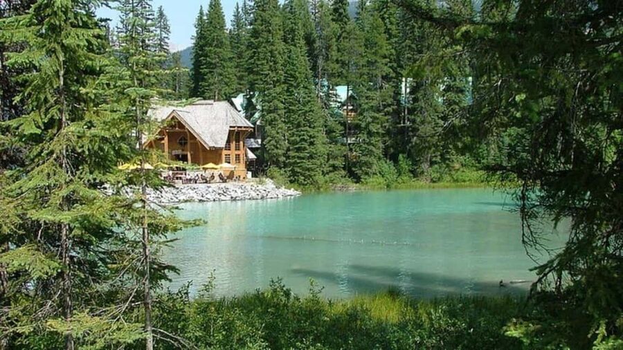 Louise Louise, Banff Gondola, Minnewanka & Emerald Lakes - Key points to know before booking