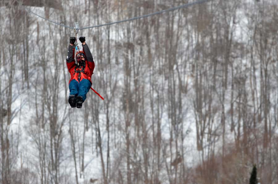 Mont-Catherine: Ziplines & Hike - Timing, weather, and practical planning