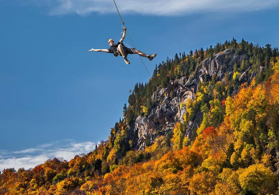 Mont-Catherine: Ziplines & Hike - Reaching the heated teepee at the peak
