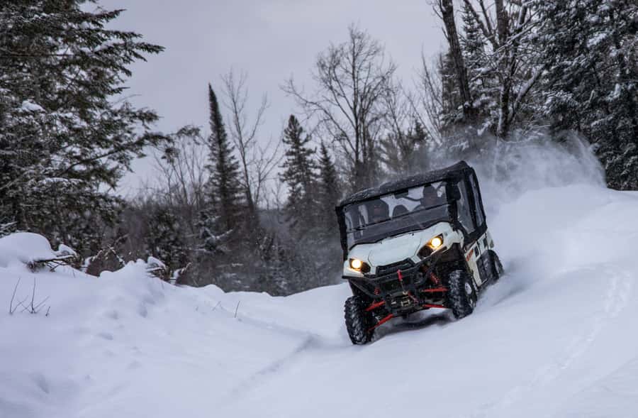 Mont Tremblant: Side-by-Side ATV Guided Off-Road Tour - Sharing the wheel in a four-seat buggy