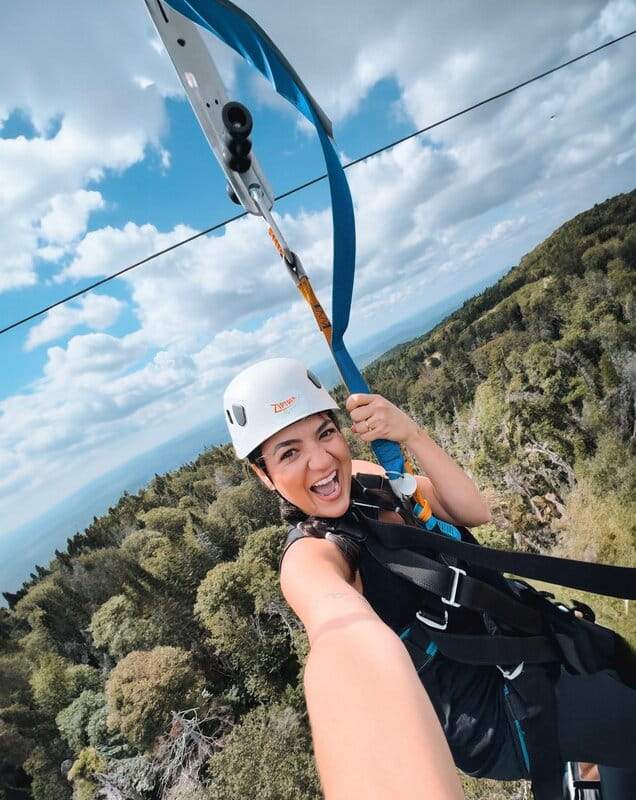 Mont Tremblant: Summit Zip-Lining Tour with 5 Zip Lines - Five lines across ridges and valleys