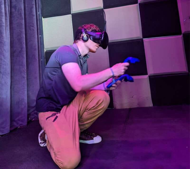 Mont Tremblant: Virtual Reality Gaming Session - Who will get the most from this session
