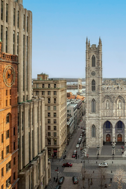 Montreal: AURA Experience at Notre-Dame Basilica and Cruise - Collecting the AURA voucher at the ticket office