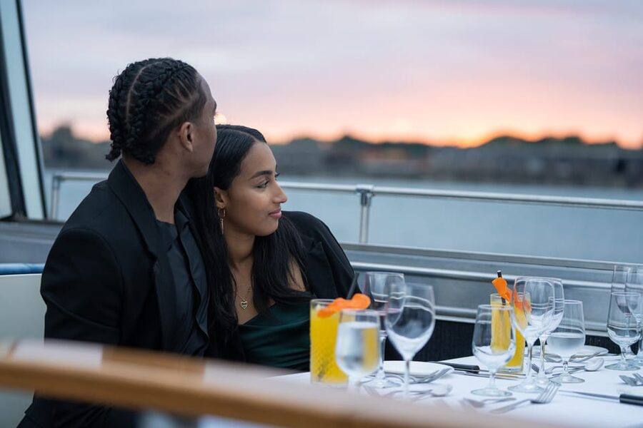 Montreal: Bateau-Mouche Cruise with A La Carte Dinner Option - Is the $61 Ticket Good Value?