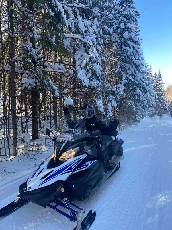 Montreal: Canadian Forest Guided Tour by Snowmobile - The long drive is part of the day