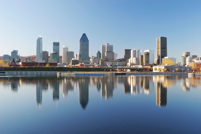 Montreal City Sightseeing Tour with Live Commentary - Live commentary is the main reason to book