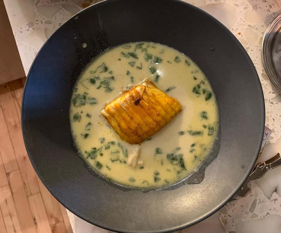 Montreal: Cooking Class & Lunch with Michelin-Trained Chef - The first lesson: building flavor with sauces