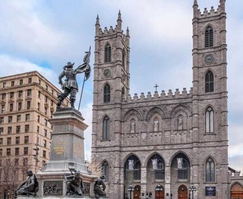 Montreal : Downtown & Underground Walking Tour with a Guide - Windsor Station and Montréal’s railway story