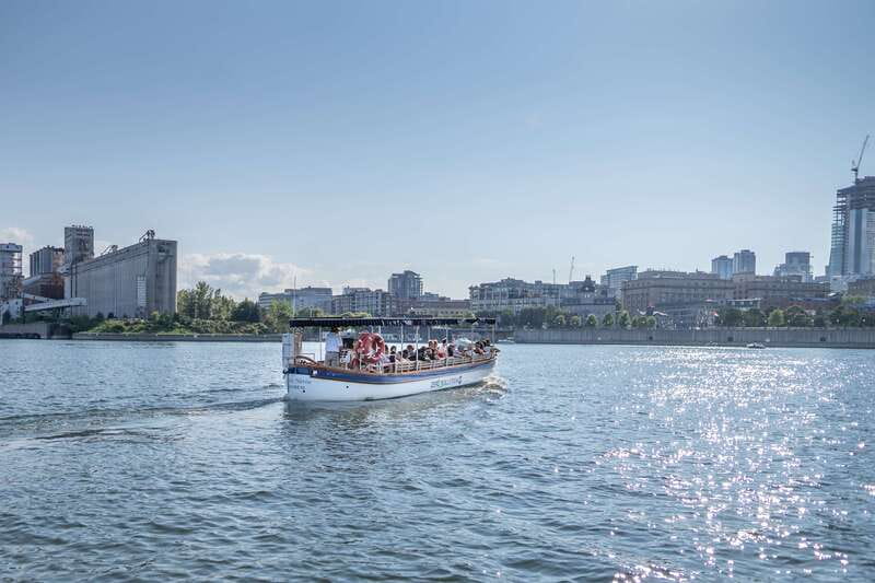 Montreal: Electric Boat Cruise with Onboard Drinks - The Sainte-Marie current and Yacht Club turn