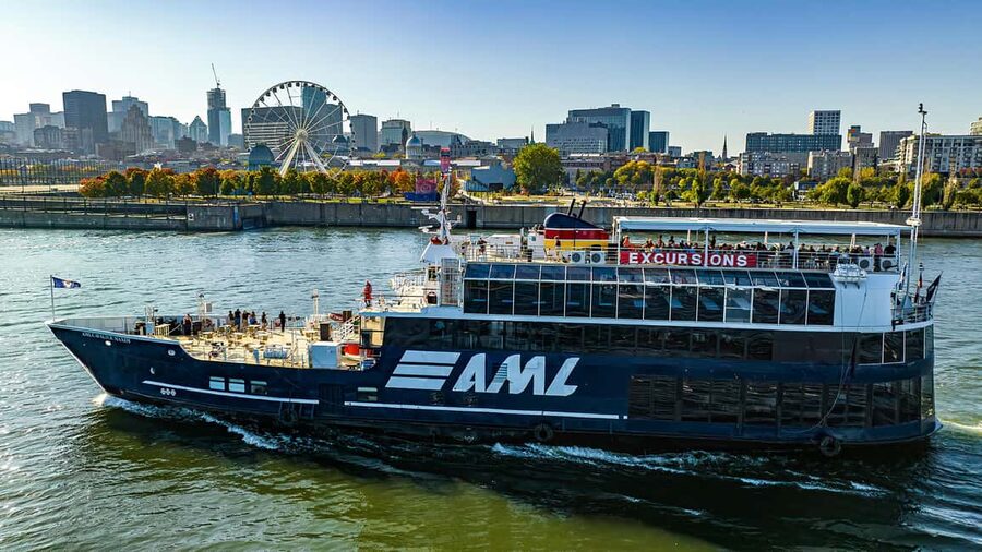 Montréal: Guided Sightseeing River Cruise - Practical timing and planning advice