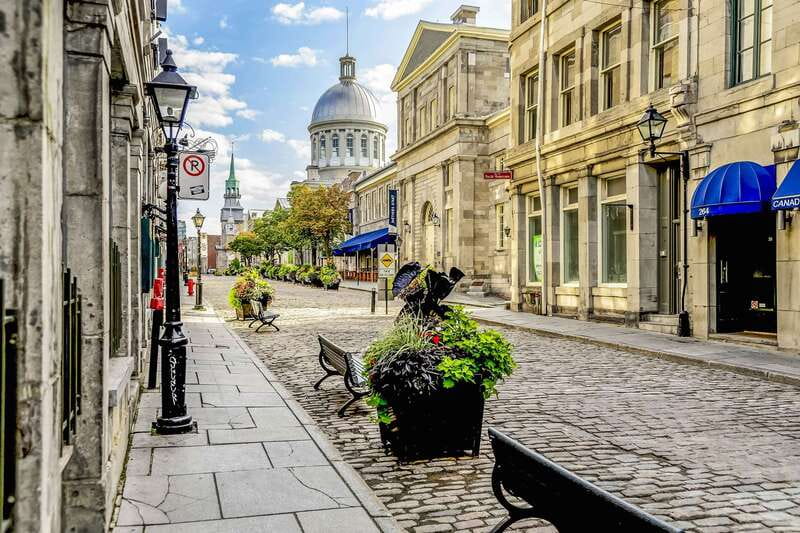 Montreal: Hop-On Hop-Off Double-Decker Bus Tour - The optional nighttime tour