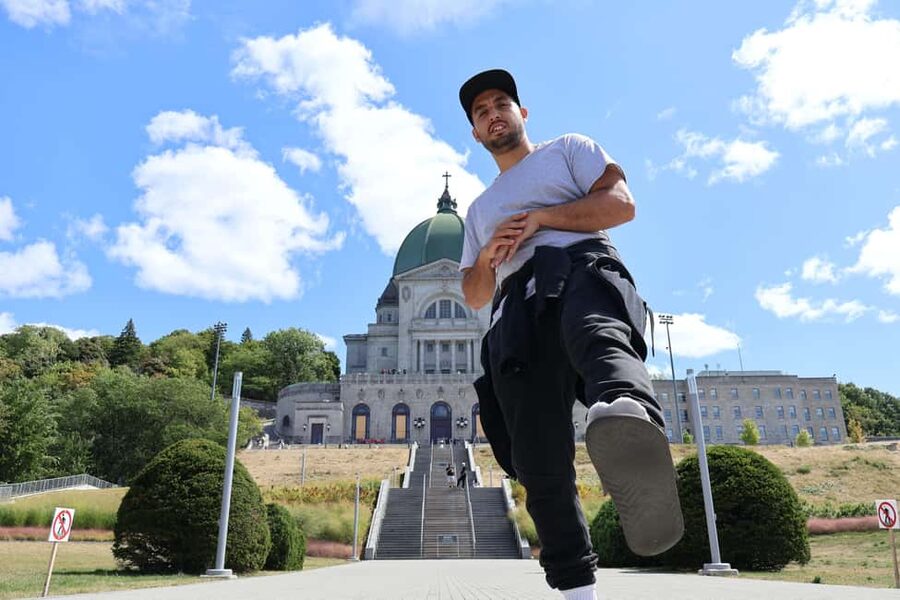 Montreal: Iconic Landmarks All-Inclusive VIP Experience - Saint Joseph’s Oratory and the Côte-des-Neiges stop