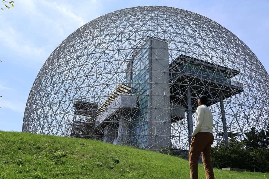 Montreal: Iconic Landmarks All-Inclusive VIP Experience - Westmount streets and the Mount Royal Chalet